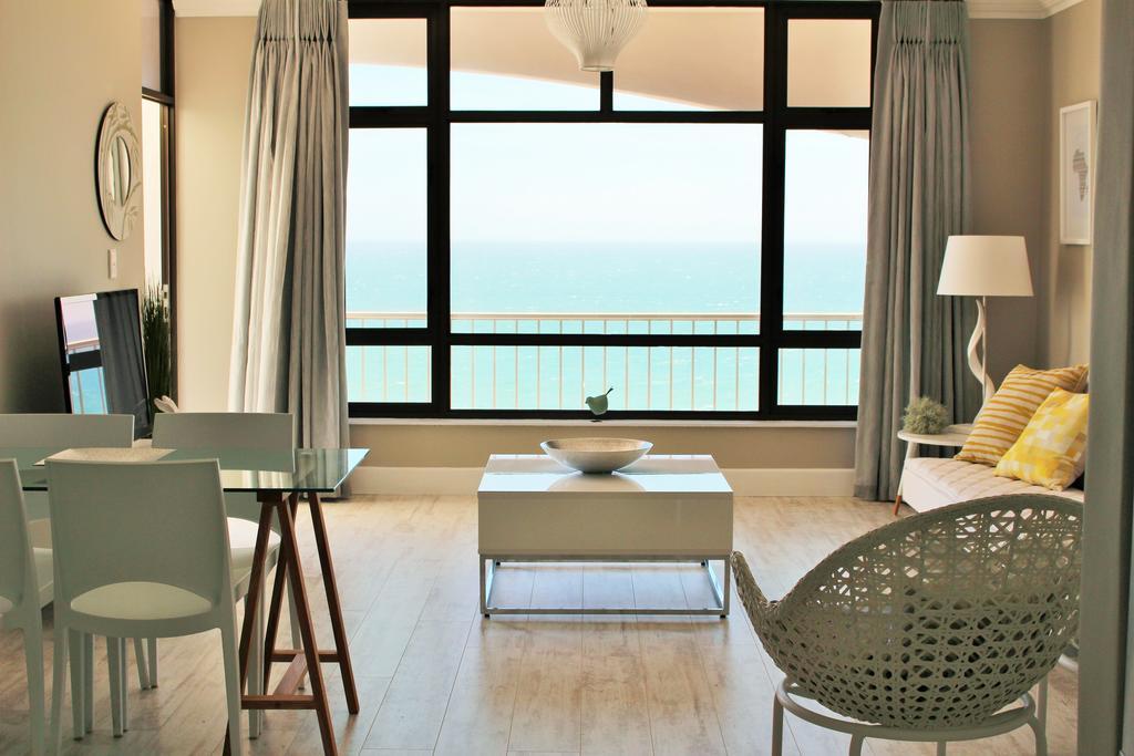Blouberg Beachfront Apartment Bloubergstrand Room photo