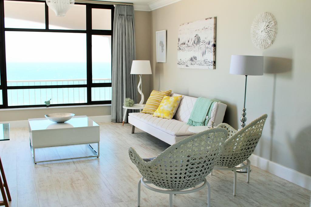Blouberg Beachfront Apartment Bloubergstrand Room photo